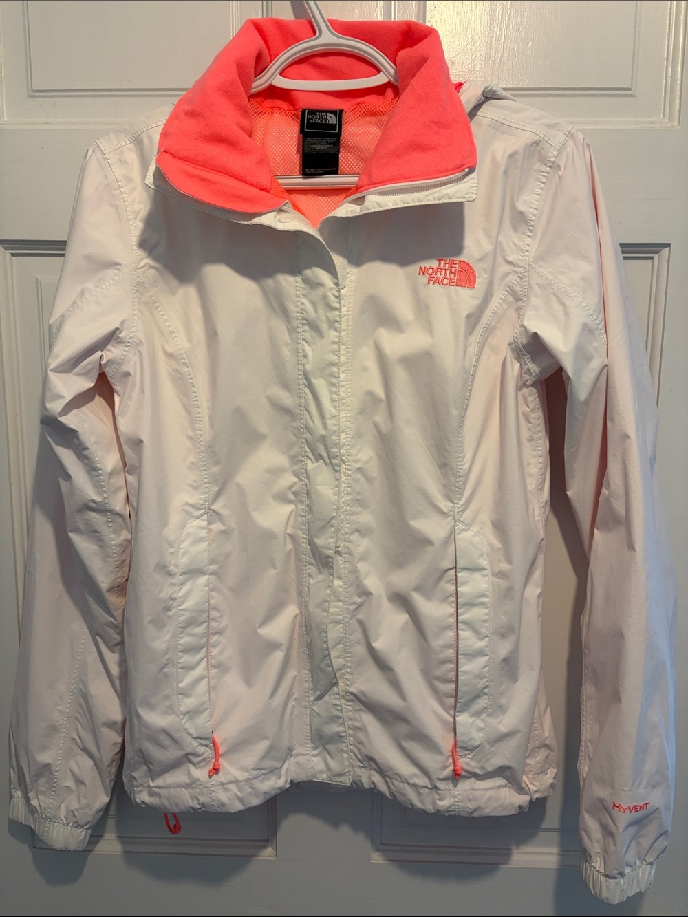 The North Face Women’s HyVent Jacket XS – White & Coral Pink